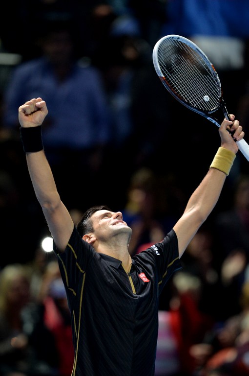 Djokovic gana a Berdych y se asegura terminar el año como número uno