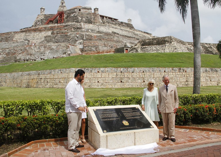Cartagena retirará placa conmemorativa develada por el príncipe Carlos