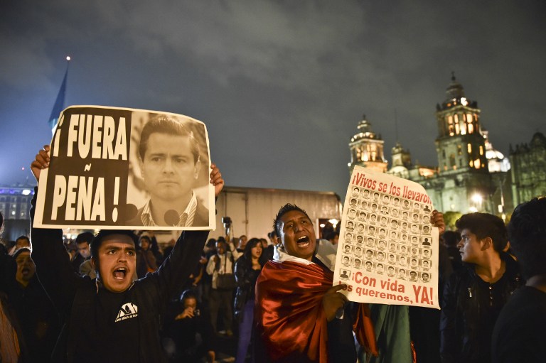 Peña Nieto obligado a dar golpe de timón tras dos meses de crisis por desaparecidos