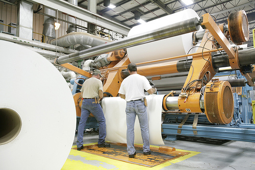 Industria papelera en Colombia genera más de 80 mil empleos