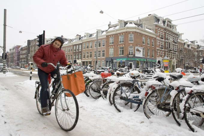 Holanda estrena carriles bici de última generación