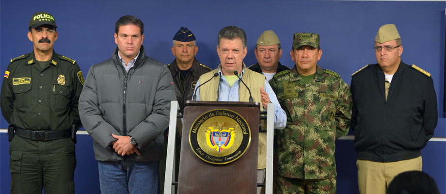 Santos suspende proceso de paz por secuestro del general Alzate