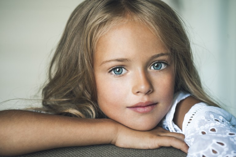 Kristina Pimenova, “la niña más bella del mundo”, festeja su cumpleaños
