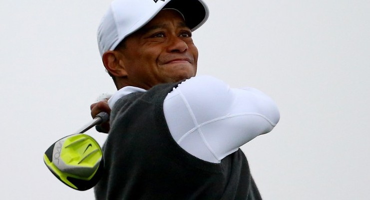 Tiger Woods sale del Top 100 mundial por primera vez desde 1996