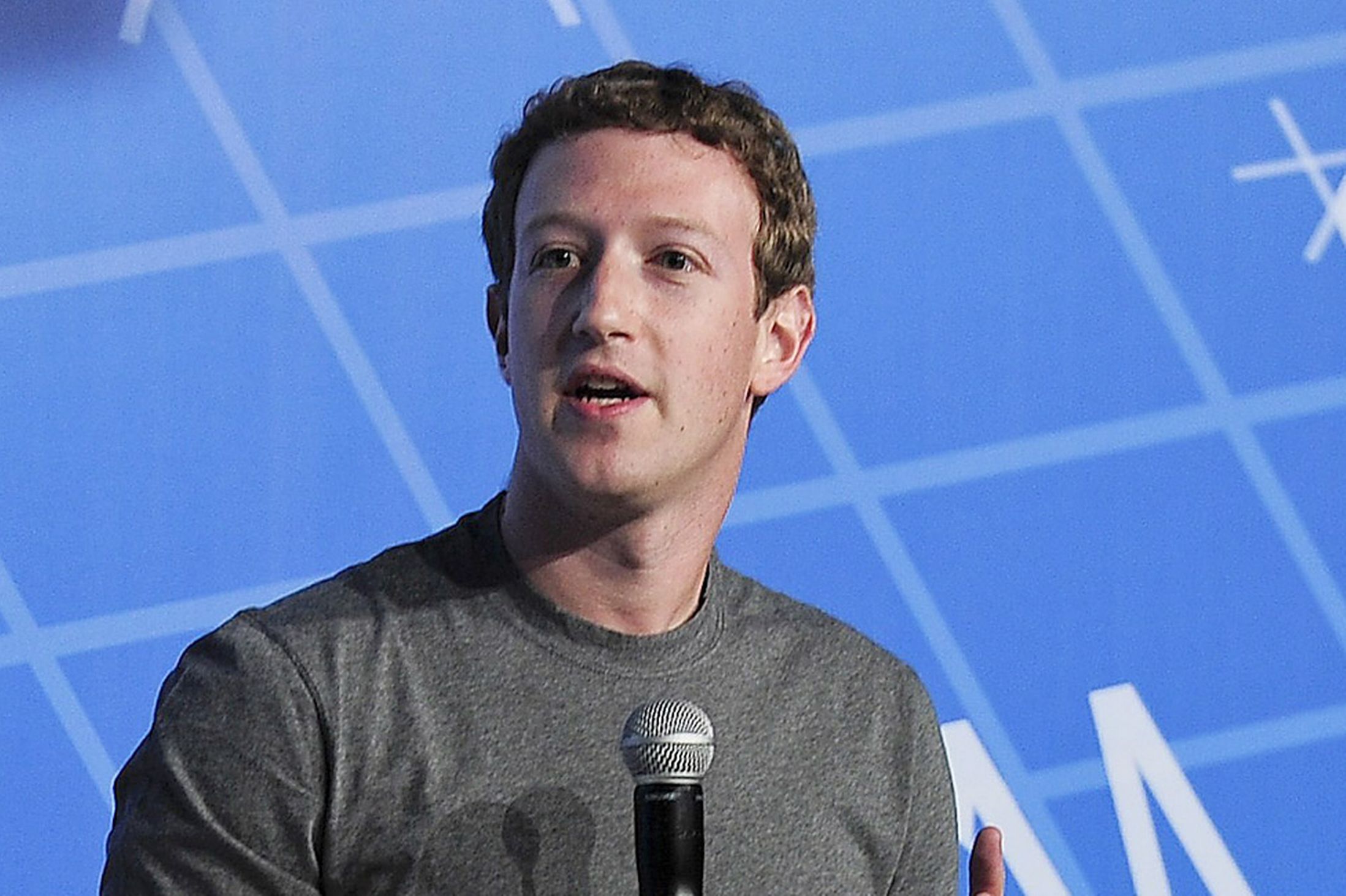 Mark Zuckerberg responderá preguntas el 14 de enero desde Colombia