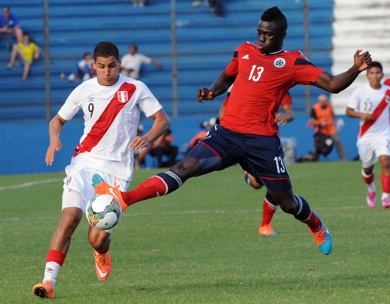 Colombia vence a Perú 3-1 y toma impulso en el Sudamericano Sub-20