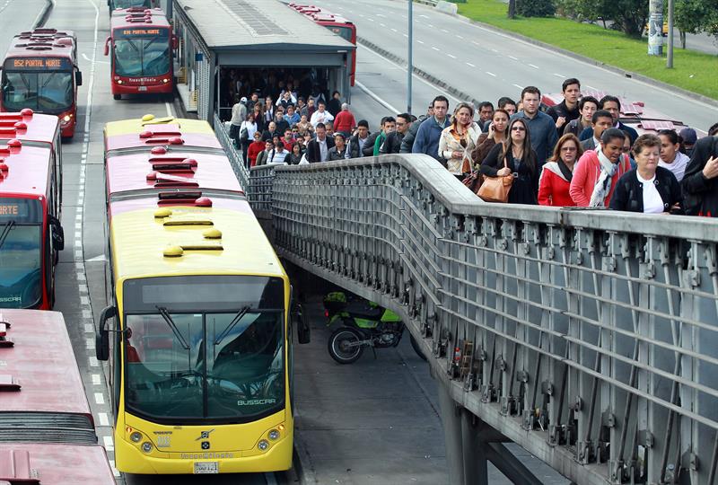 Bogotá vive el día sin autos ni motocicletas