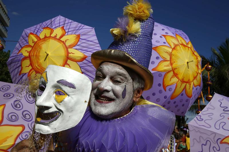 Río de Janeiro prevé la visita de cerca de 900.000 turistas en carnaval