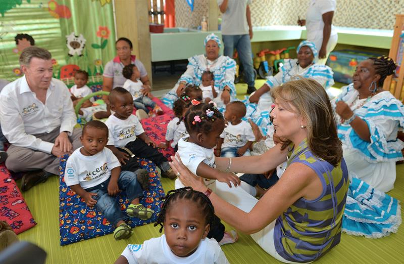 Presidente Santos defiende inversión en la infancia para construir una Colombia en paz