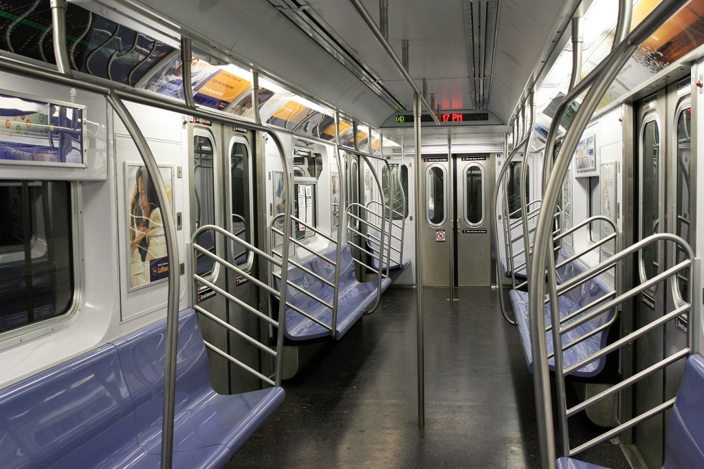 Empty_subway_in_NYC