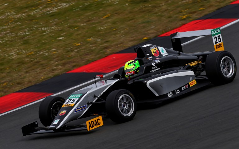 Debut convincente de Mick Schumacher en la Fórmula 4