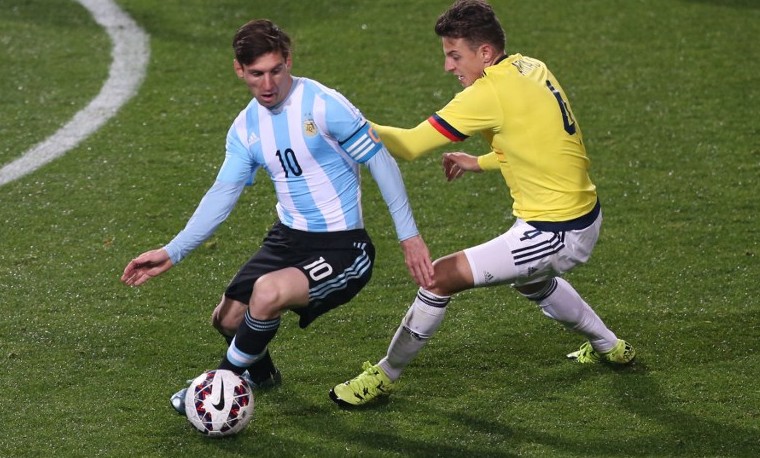 Messi desarmó a Colombia pero no pudo evitar el sufrimiento en penales