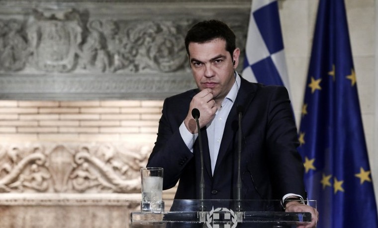 Tsipras multiplica los contactos antes de la decisiva cumbre del lunes