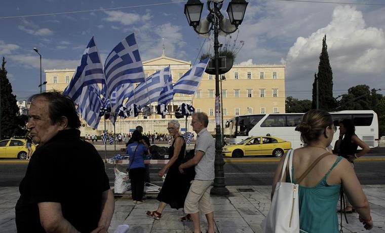 La UE otorga financiamiento puente de 7.000 millones de euros a Grecia