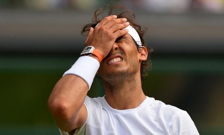 Nadal cae temprano en Wimbledon en el peor momento de su carrera