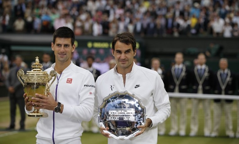 Djokovic revalida ante Federer su corona en Wimbledon