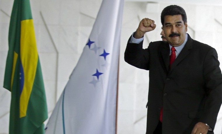 “Irritante” y “vomitiva” la visita de senadores españoles a Caracas: Maduro