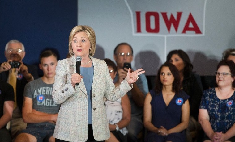 Hillary Clinton promete que será la presidenta de las energías renovables