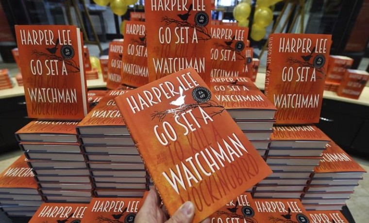 La nueva novela de Harper Lee vende más de un millón de copias en una semana