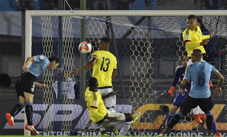 ¿Le falta mucho a James?, se pregunta Colombia tras goleada de Uruguay