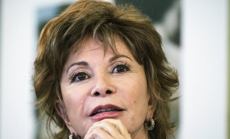 “Espero que, cuando a mí me toque, la eutanasia sea legal”: Isabel Allende