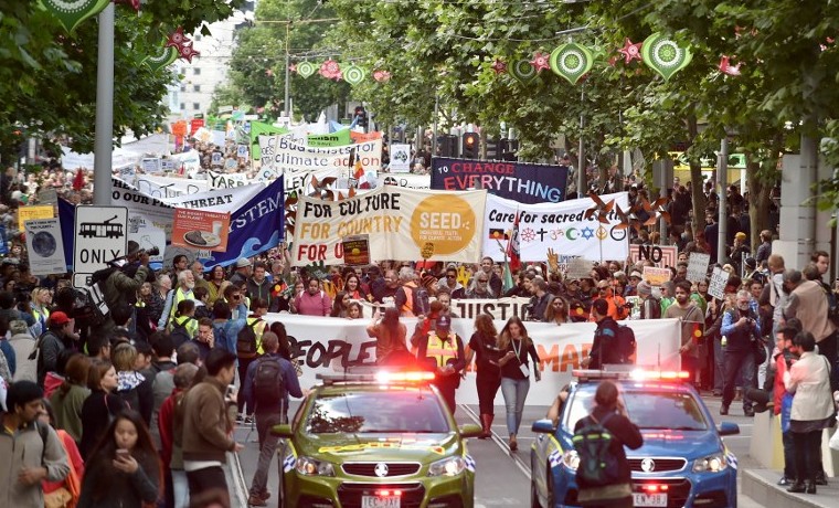 Marchas por el clima arrancan en Australia, París se prepara para la cumbre