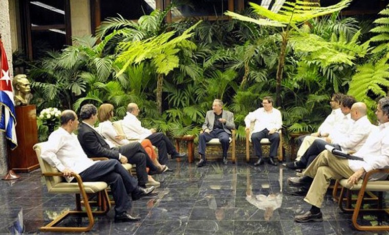 FARC y Gobierno colombiano, dispuestos a sellar la paz en breve
