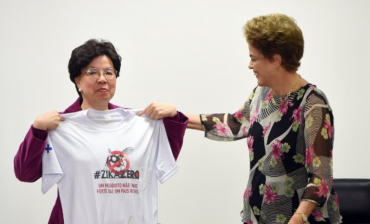 The director general of the World Health Organization (WHO), Margaret Chan (L), and Brazilian President Dilma Rousseff, hold a meeting to talk about the zika virus at Planalto Palace in Brasilia, on February 23, 2016. Chan arrived in Brazil for a two-day to talk about the fight with the Brazilian government against the zika virus. The recent zika outbreak in Latin America and the Caribbean is now spurring governments to find ways of containing the epidemic. AFP PHOTO / EVARISTO SA / AFP / EVARISTO SA