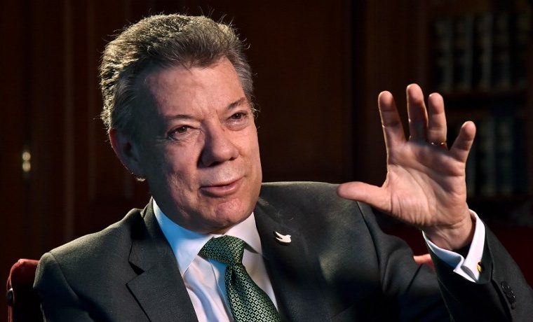 Presidente Santos inaugura cita mundial de líderes locales y regionales
