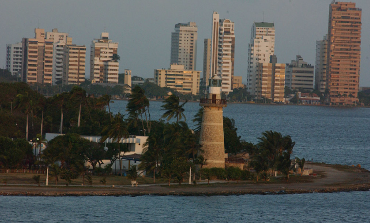Confirman presencia de residuos peligrosos en la bahía de Cartagena, Colombia