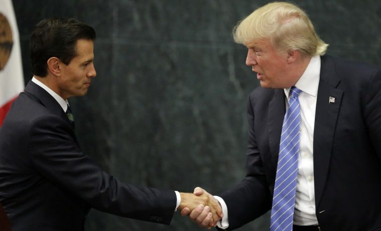 Agosto 31, 2016, Presidente de México Enrique Pena Nieto y Donald Trump. AFP PHOTO / YURI CORTEZ