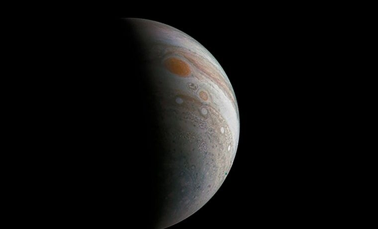 Difunden nuevas imágenes de la Gran Mancha Roja de Júpiter