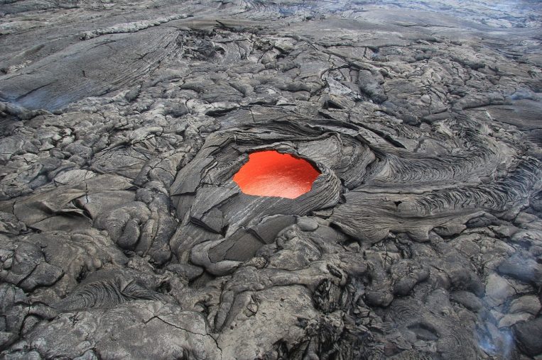 Erupción de volcanes pudo influir en desaparición de dinosaurios