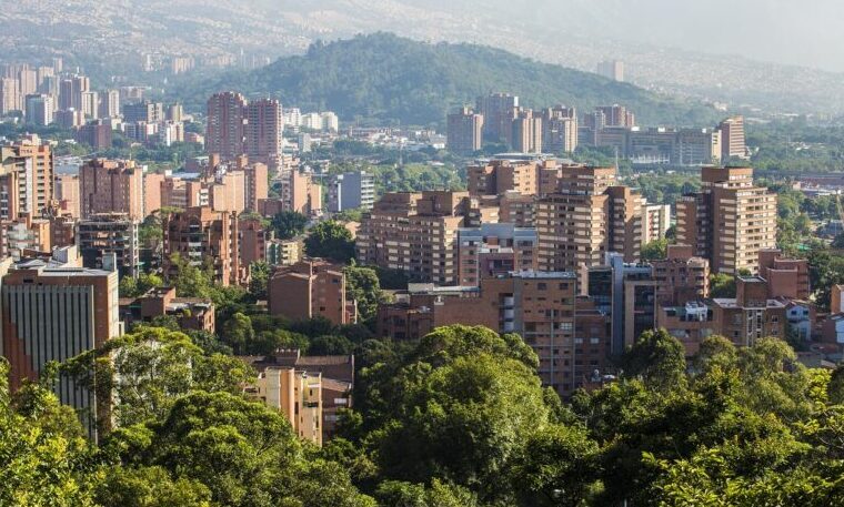 colombia, medellin, landscape movilidad social Medellín 